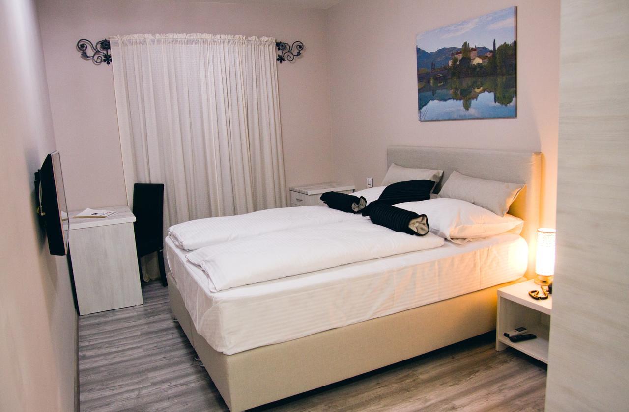 Hotel Bakarni Lonac Brčko Esterno foto